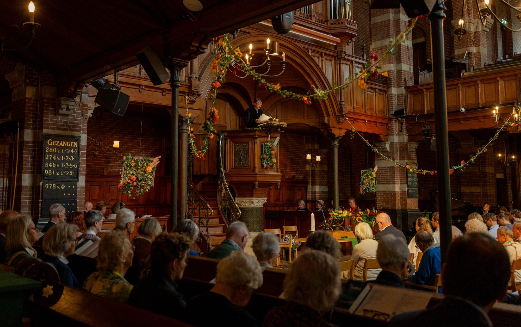 Predikantsjubileum in onze kerk dr. Koen Holtzapffel